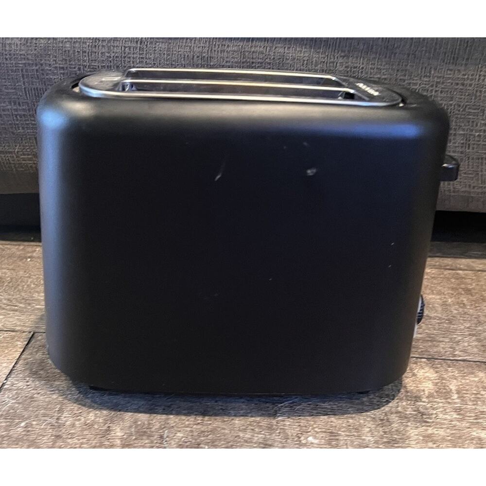 AmazonBasics 2 Slice, Extra-Wide Slot Toaster with 6 Shade Settings, Black - Picture 1 of 8